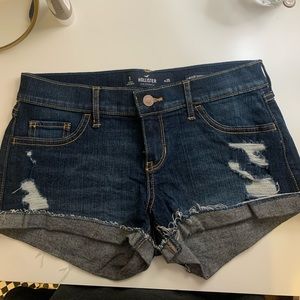 NWOT Hollister Jean Shorts Size 1 Low Rise Short Short